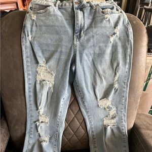💙Judy Blue💙 Boyfriend Fit Jeans Size 11